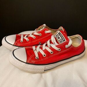 Converse Red Trainers - Low top